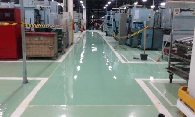 manfaat epoxy lantai untuk pabrik dan area produksi industri